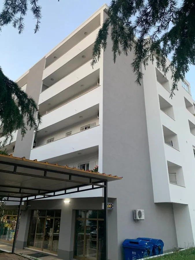 Apartment Galerija Istok-Zapad Rovinj 0*,